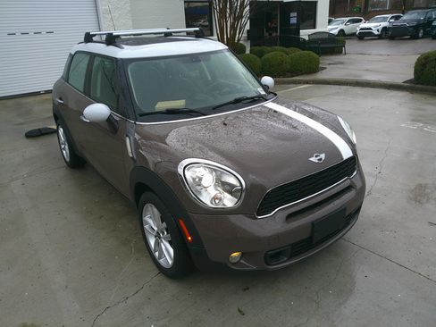 Used 2013 MINI Cooper Countryman S image 2