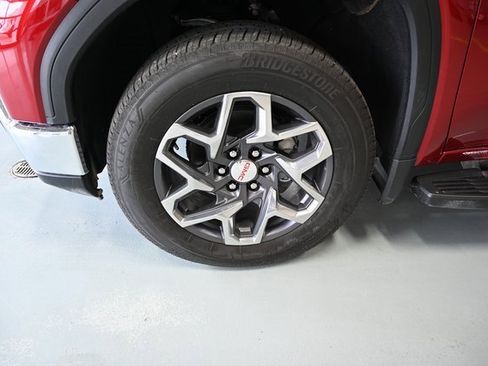 New 2026 GMC Sierra 1500 SLT w/ SLT Premium Package image 33