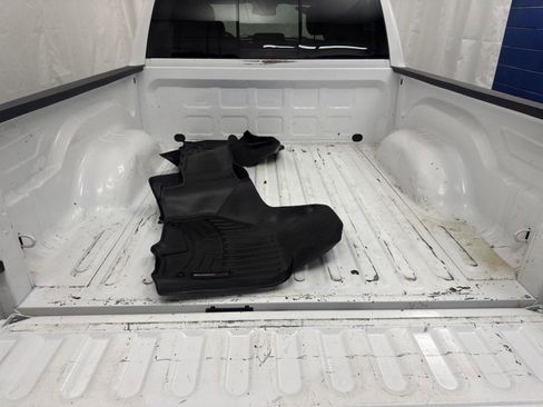 Used 2015 RAM 1500 Big Horn AWD/4WD image 10
