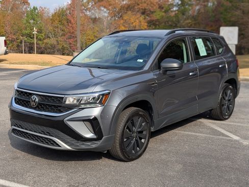 Used 2024 Volkswagen Taos S image 5