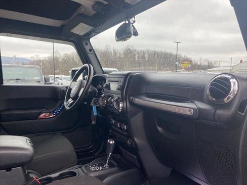 Certified 2018 Jeep Wrangler Unlimited Sport S image 8