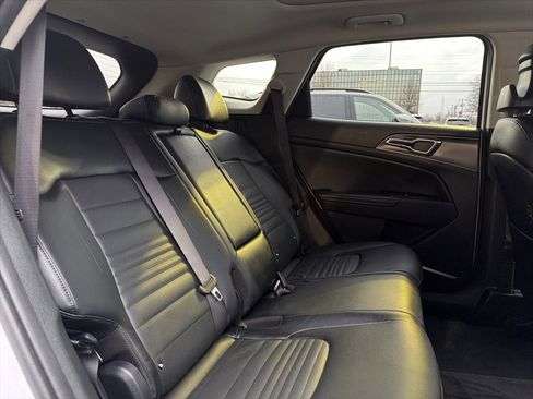 Certified 2023 Kia Sportage SX image 16