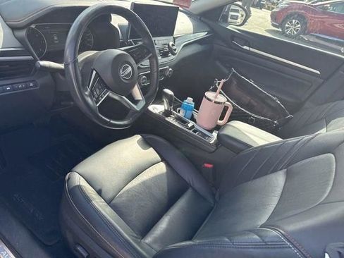Used 2024 Nissan Altima 2.0 SR image 23