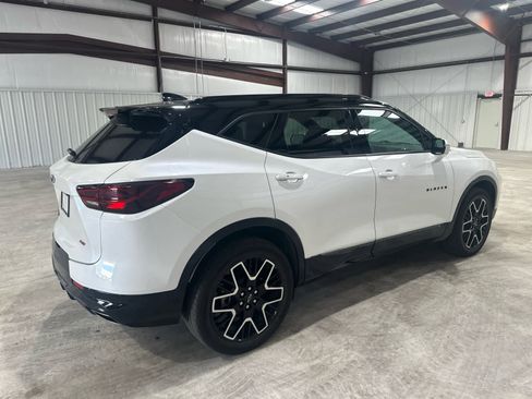 Used 2023 Chevrolet Blazer RS w/ Enhanced Convenience Package image 5