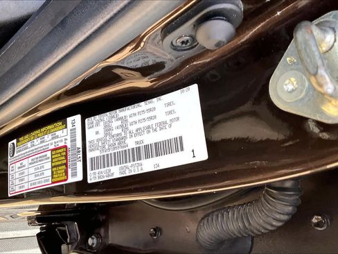 Used 2021 Toyota Tundra Platinum image 34