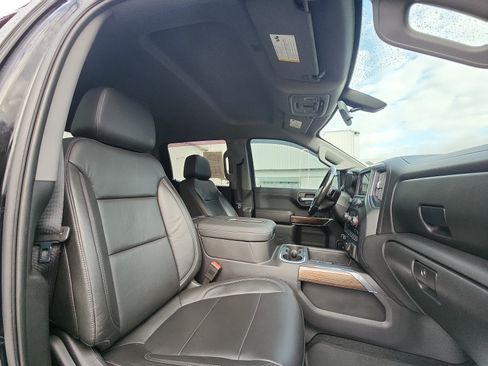 Used 2020 Chevrolet Silverado 1500 RST AWD/4WD image 23