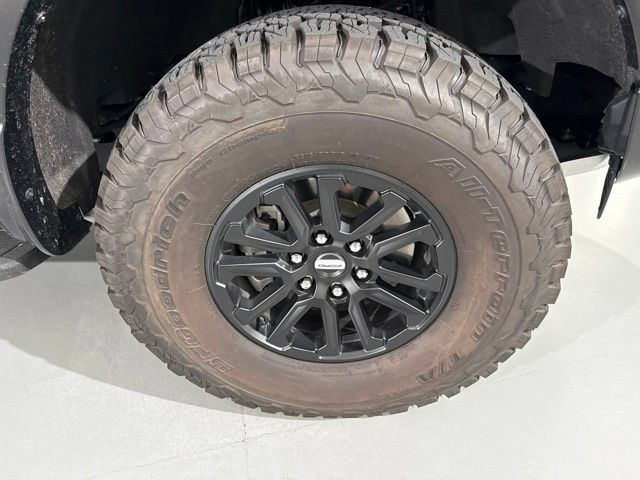Used 2025 Ford F150 Raptor AWD/4WD image 11