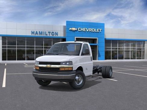 New 2026 Chevrolet Express 3500 w/ Power Convenience Package RWD image 37