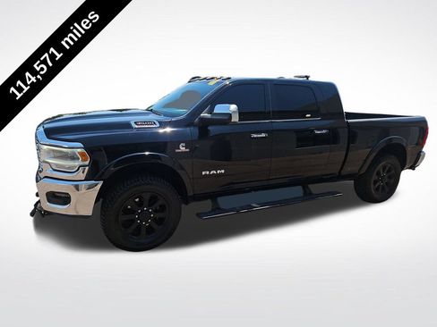 Used 2019 RAM 3500 Laramie AWD/4WD image 2