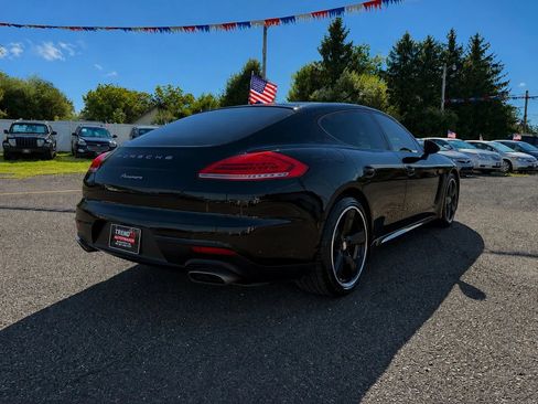 Used 2016 Porsche Panamera image 5