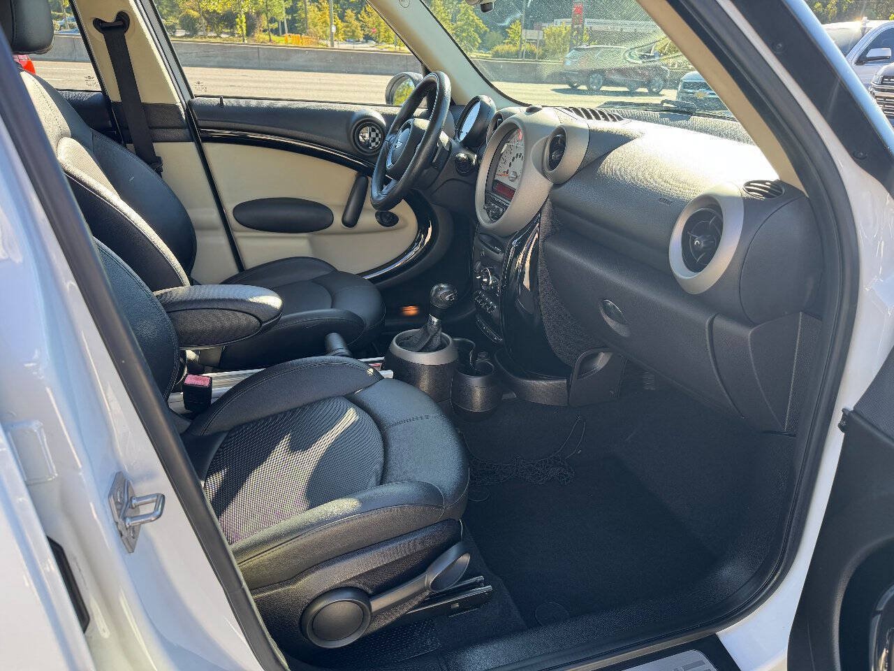 Used 2012 MINI Cooper Countryman S FWD image 15