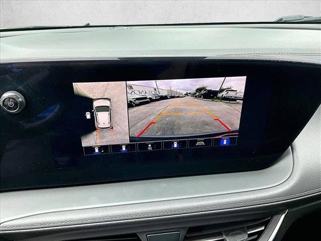 Used 2024 Buick Encore GX Preferred w/ Advanced Technology Package FWD image 23