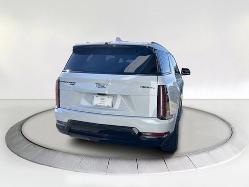 New 2026 Cadillac Escalade IQL Sport 1 w/ LPO, ONYX Package image 5