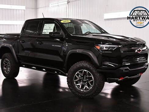 New 2026 Chevrolet Colorado ZR2 image 1