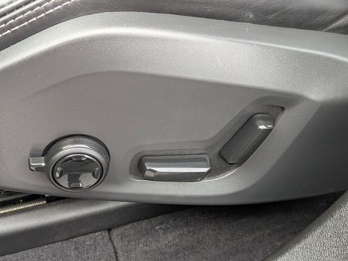 Used 2019 Volvo XC60 T6 Inscription w/ Protection Package Premier image 29