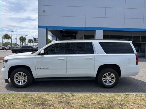 Used 2018 Chevrolet Suburban LT image 5