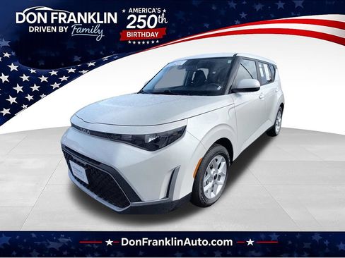 Used 2025 Kia Soul LX w/ LX Technology Package FWD image 1
