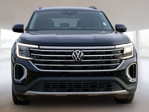 Used 2024 Volkswagen Atlas SE FWD image 3