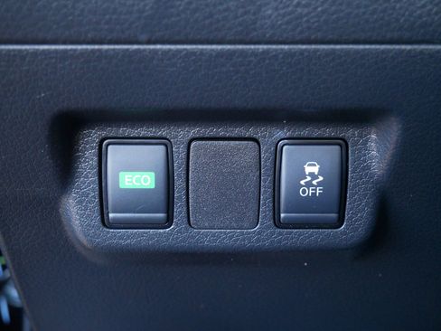 Used 2019 Nissan Sentra SV image 27