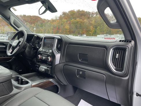 Used 2019 GMC Sierra 1500 SLT w/ SLT Premium Package image 19