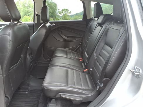 Used 2018 Ford Escape Titanium AWD/4WD image 6