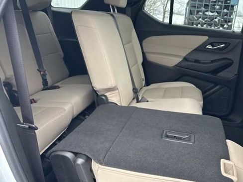Used 2023 Chevrolet Traverse LS w/ Safety Package image 40