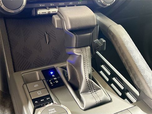 New 2026 Toyota 4Runner SR5 image 14