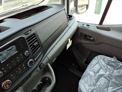 New 2025 Ford Transit 250 148 Medium Roof Extended AWD image 18