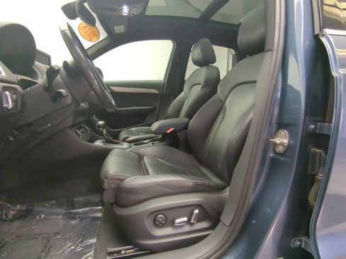 Used 2018 Audi Q3 2.0T Premium Plus w/ Premium Plus Package AWD/4WD image 13