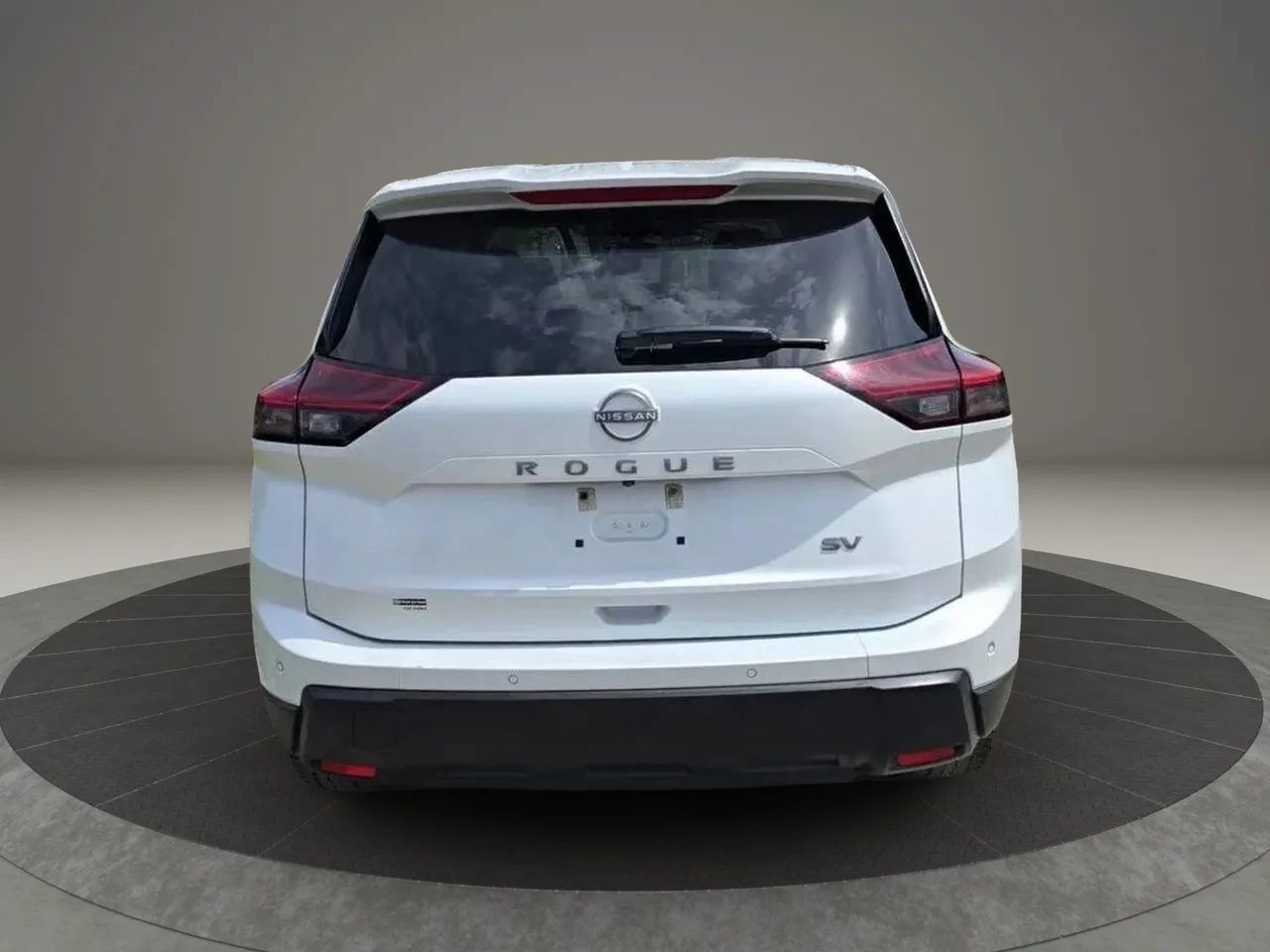 Used 2024 Nissan Rogue SV FWD image 5