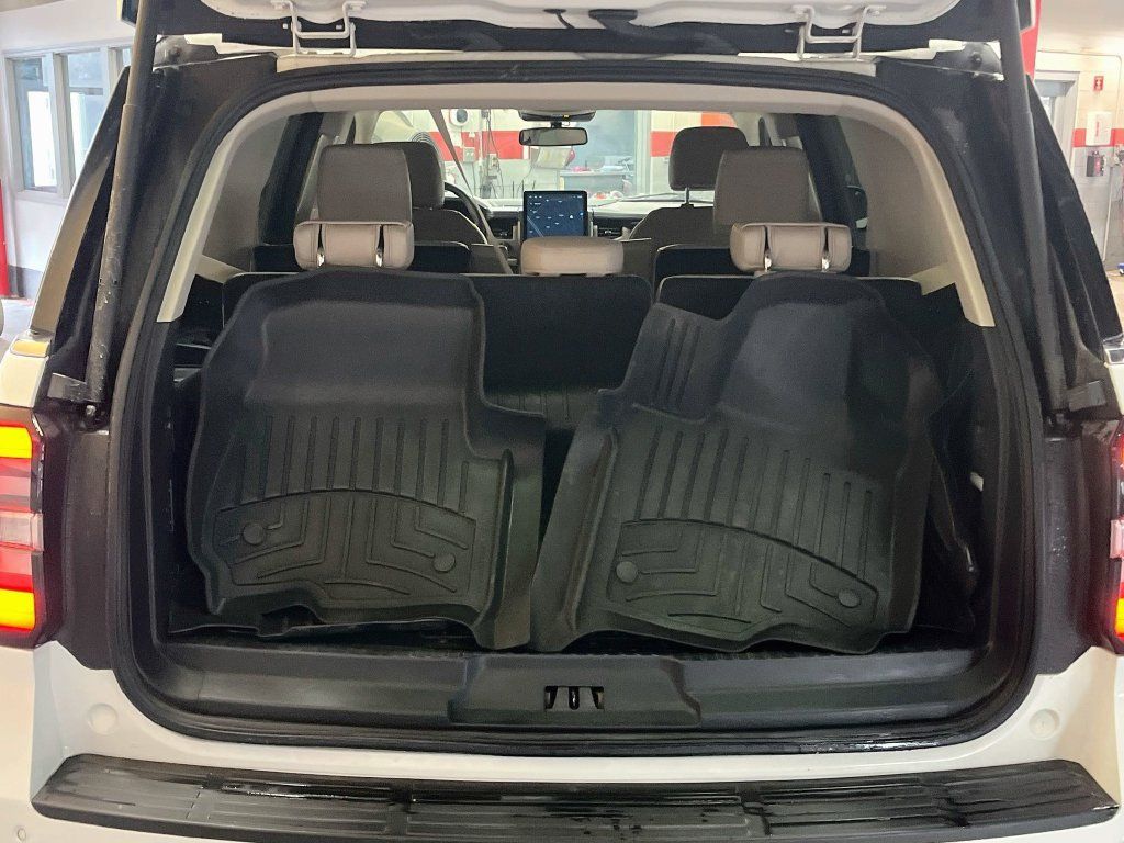 Used 2023 Ford Expedition Limited AWD/4WD image 28