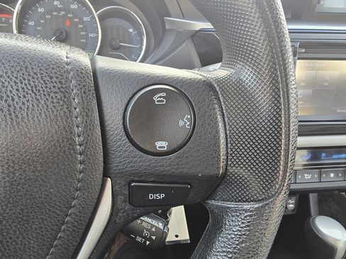 Used 2015 Toyota Corolla LE image 20