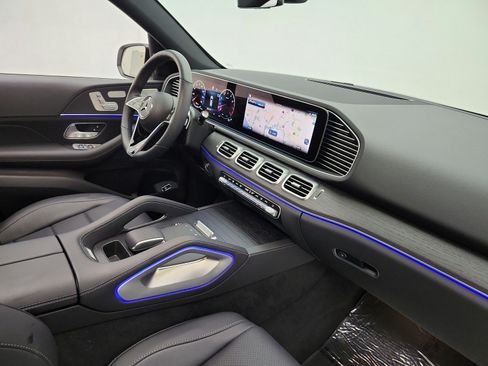 Certified 2026 Mercedes-Benz GLE 450 4MATIC image 18