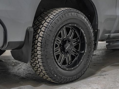 Used 2019 Chevrolet Silverado 1500 RST AWD/4WD image 57