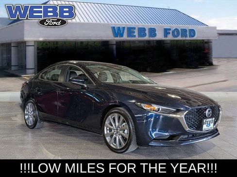 Used 2025 MAZDA MAZDA3 s FWD image 1