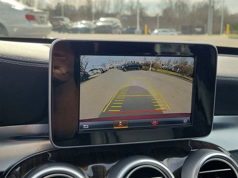 Used 2017 Mercedes-Benz C 300 4MATIC Sedan image 27