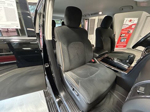Used 2019 Nissan Armada SV w/ Driver Package AWD/4WD image 3