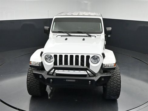 Used 2020 Jeep Gladiator Sport w/ Quick Order Package 24S AWD/4WD image 19