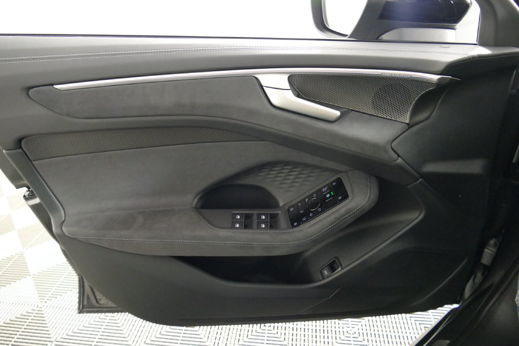 Certified 2026 Audi A6 Prestige AWD/4WD image 12