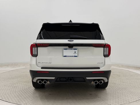 Used 2025 Ford Explorer Platinum w/ Ultimate Package AWD/4WD image 10