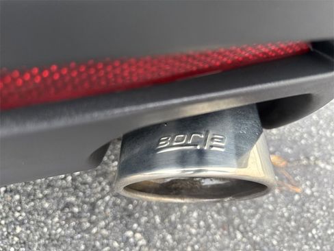 Used 2021 Chevrolet Camaro LT w/ RS Package image 19