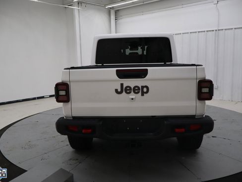 Used 2025 Jeep Gladiator Rubicon image 4