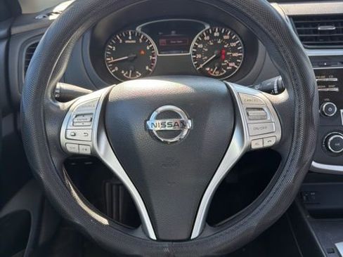 Used 2016 Nissan Altima 2.5 S w/ Power Driver Seat Package image 12