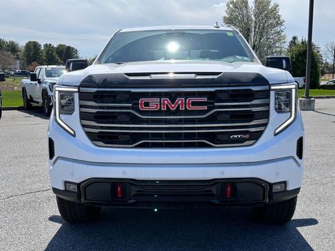 New 2026 GMC Sierra 1500 AT4 w/ AT4 Premium Package AWD/4WD image 4