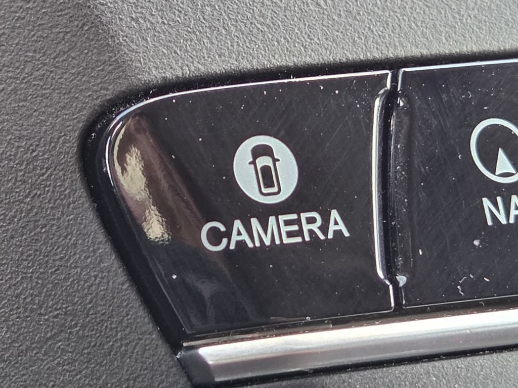 Used 2020 Acura MDX w/ Advance Package FWD image 16