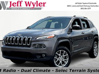 Used 2018 Jeep Cherokee Latitude Plus w/ Comfort/Convenience Group