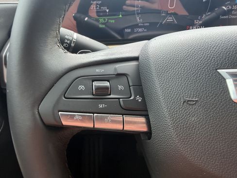 Certified 2024 Cadillac XT4 Premium Luxury FWD image 24