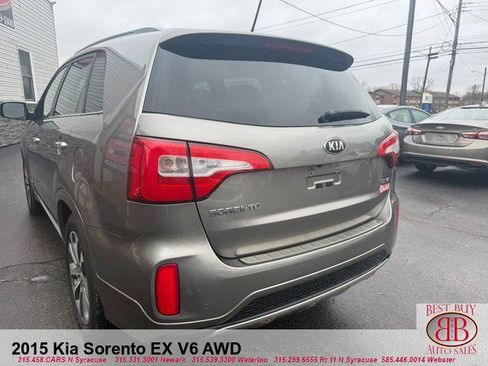Used 2015 Kia Sorento SX image 5