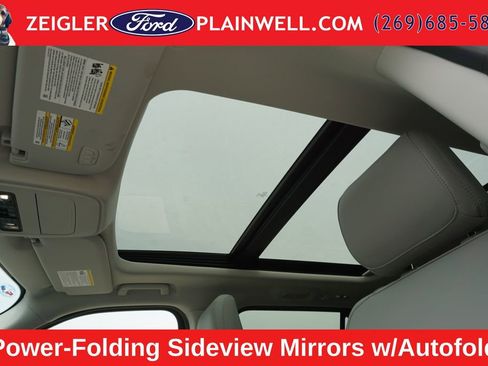 Used 2025 Ford Expedition Max Active AWD/4WD image 19
