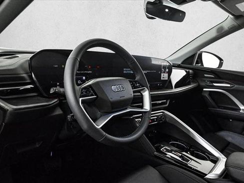 New 2025 Audi Q5 Premium Plus image 10